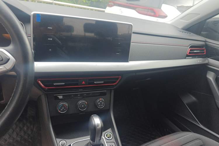 Used Volkswagen Lavida 2023 280TSI DSG Starry Sky Deluxe Edition Audio And AC Panel