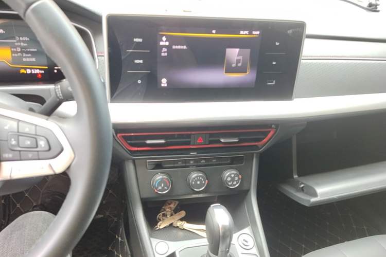 Used Volkswagen Lavida 2023 300TSI DSG Starry Full-Comfort Edition Audio And AC Panel