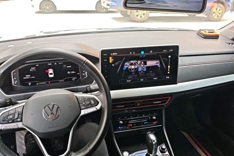 Used Volkswagen Lavida 2023 300TSI DSG Starry Sky Elite Edition Center Console