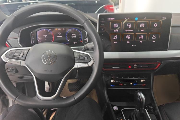 Used Volkswagen Lavida 2023 300TSI DSG Starry Sky Elite Edition Center Console