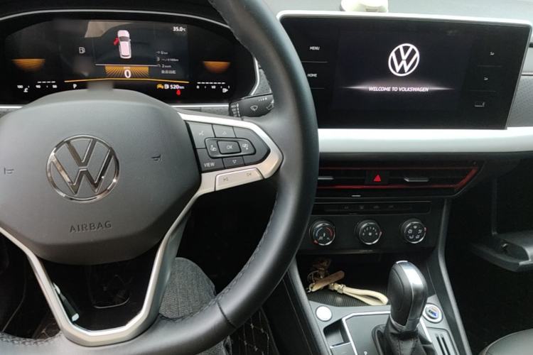 Used Volkswagen Lavida 2023 300TSI DSG Starry Full-Comfort Edition Center Console