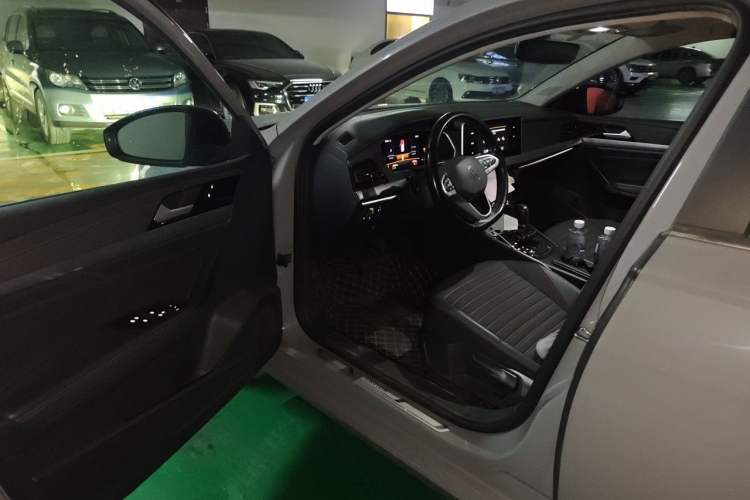 Used Volkswagen Lavida 2023 280TSI DSG Starry Sky Deluxe Edition Driver Seat