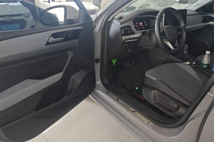 Used Volkswagen Lavida 2023 Revised Version 1.5L Automatic Starry Sky Edition – 5 Million Units Driver Seat