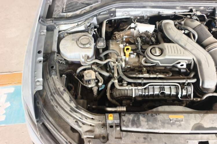 Used Volkswagen Lavida 2023 300TSI DSG Starry Sky Elite Edition Engine Bay Right