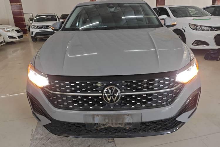 Used Volkswagen Lavida 2023 Revised Version 1.5L Automatic Starry Sky Edition – 5 Million Units Front