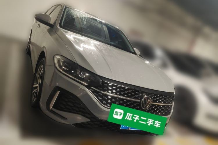 Used Volkswagen Lavida 2023 Revised Version 1.5L Automatic Starry Sky Edition – 5 Million Units Front Right 45 Deg