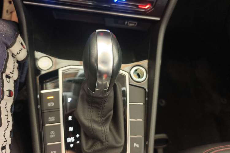 Used Volkswagen Lavida 2023 300TSI DSG Starry Sky Elite Edition Gear Lever