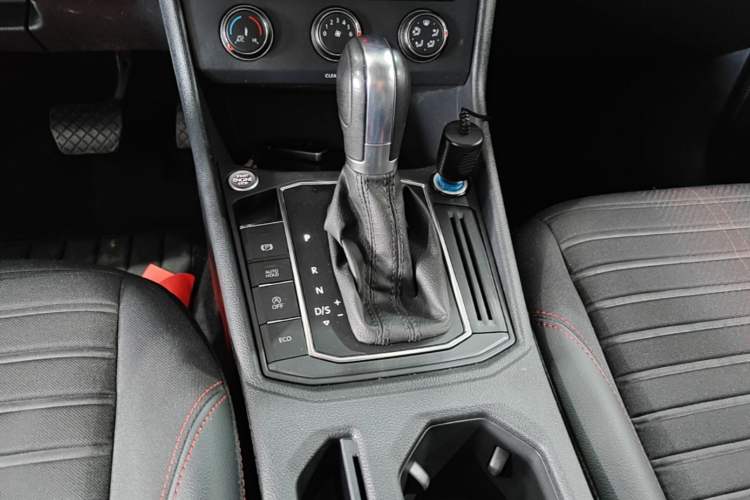 Used Volkswagen Lavida 2023 280TSI DSG Starry Sky Deluxe Edition Gear Lever