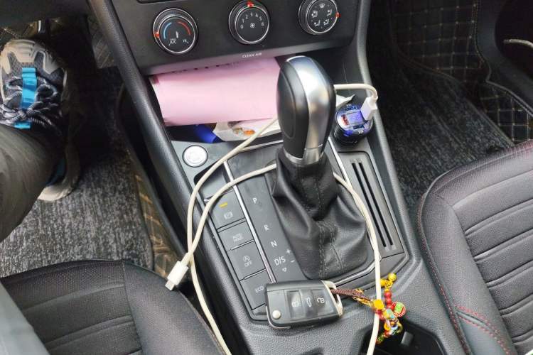 Used Volkswagen Lavida 2023 280TSI DSG Starry Sky Deluxe Edition Gear Lever