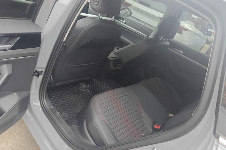 Used Volkswagen Lavida 2023 280TSI DSG Starry Sky Deluxe Edition Interior 2