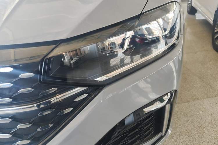 Used Volkswagen Lavida 2023 300TSI DSG Starry Full-Comfort Edition Left Front Headlight
