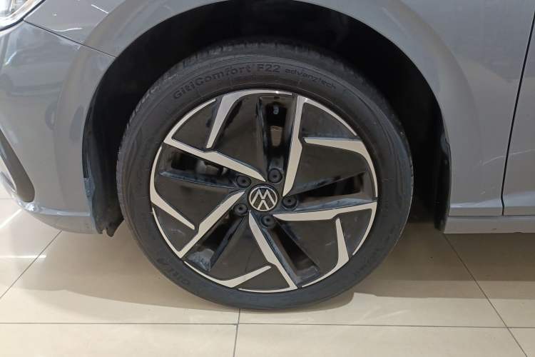 Used Volkswagen Lavida 2023 280TSI DSG Starry Sky Elegance Edition Left Front Wheel Hub