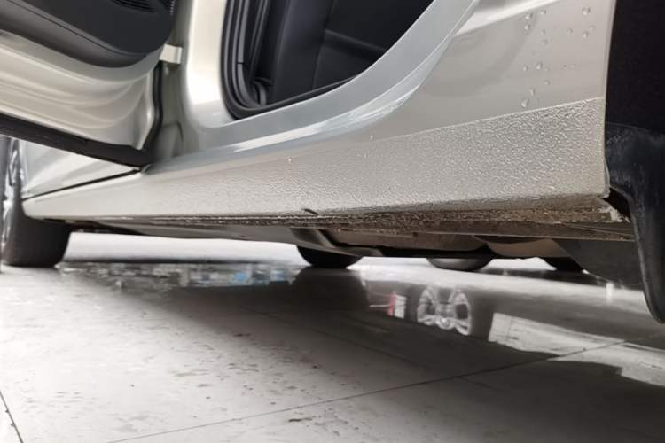 Used Volkswagen Lavida 2023 280TSI DSG Full-Comfort Edition Left Side Sill