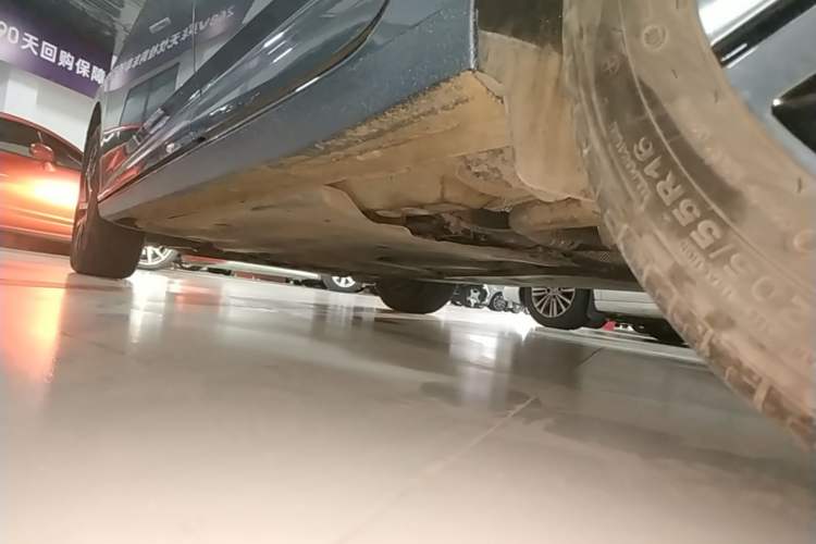 Used Volkswagen Lavida 2023 300TSI DSG Starry Full-Comfort Edition Left Side Sill