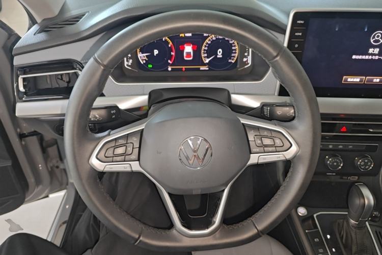 Used Volkswagen Lavida 2023 Revised Version 1.5L Automatic Starry Sky Edition – 5 Million Units Steering Wheel