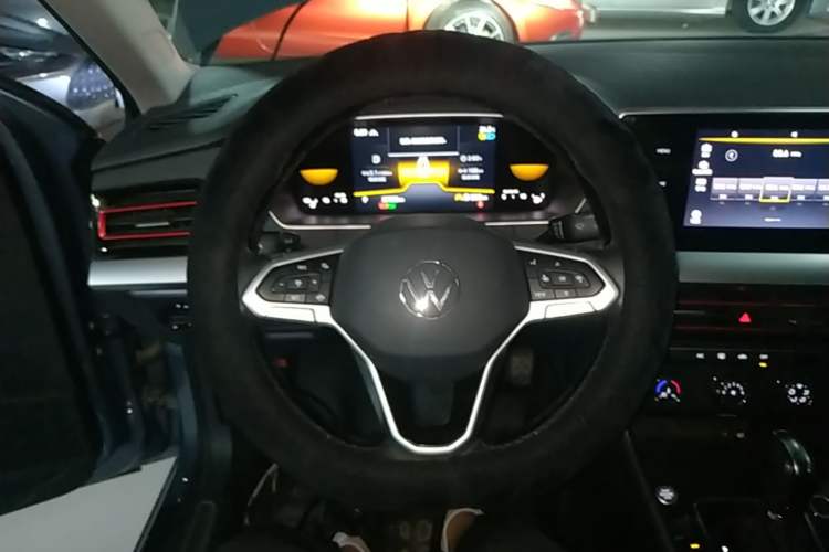 Used Volkswagen Lavida 2023 300TSI DSG Starry Full-Comfort Edition Steering Wheel