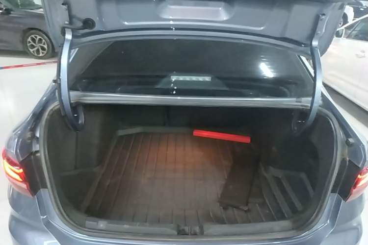 Used Volkswagen Lavida 2023 300TSI DSG Starry Full-Comfort Edition Trunk