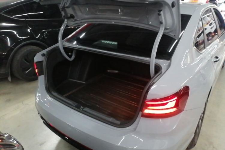 Used Volkswagen Lavida 2023 300TSI DSG Starry Full-Comfort Edition Trunk