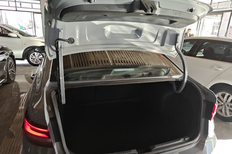 Used Volkswagen Lavida 2023 280TSI DSG Starry Sky Deluxe Edition Trunk