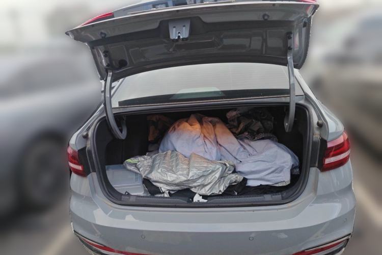 Used Volkswagen Lavida 2023 300TSI DSG Starry Full-Comfort Edition Trunk