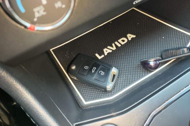 Used Volkswagen Lavida 2023 300TSI DSG Starry Full-Comfort Edition Vehicle Key