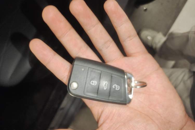 Used Volkswagen Lavida 2023 Revised Version 1.5L Automatic Starry Sky Edition – 5 Million Units Vehicle Key