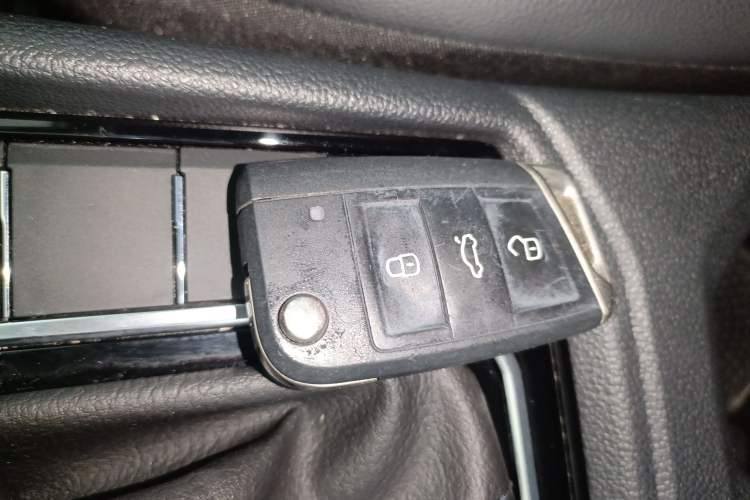 Used Volkswagen Lavida 2023 280TSI DSG Starry Sky Elegance Edition Vehicle Key