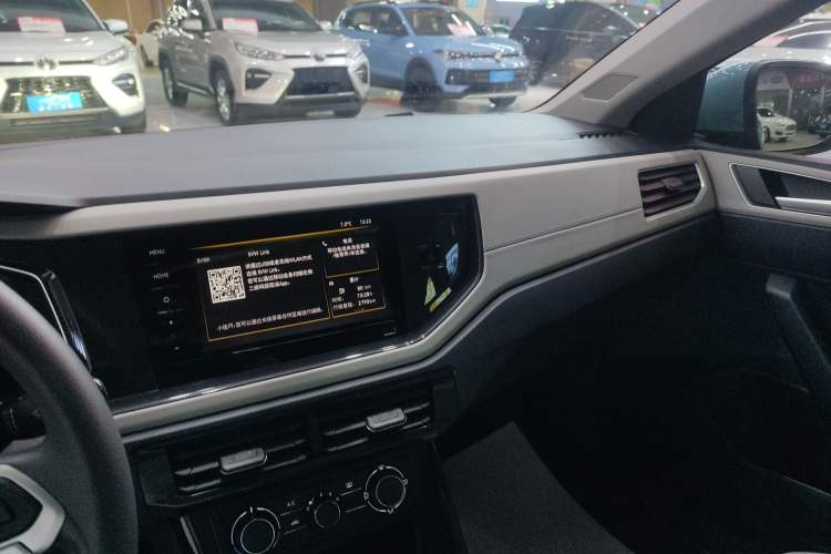 Used Volkswagen Lavida 2023 New Sharp 1.5L Automatic New Wish Edition Audio And AC Panel