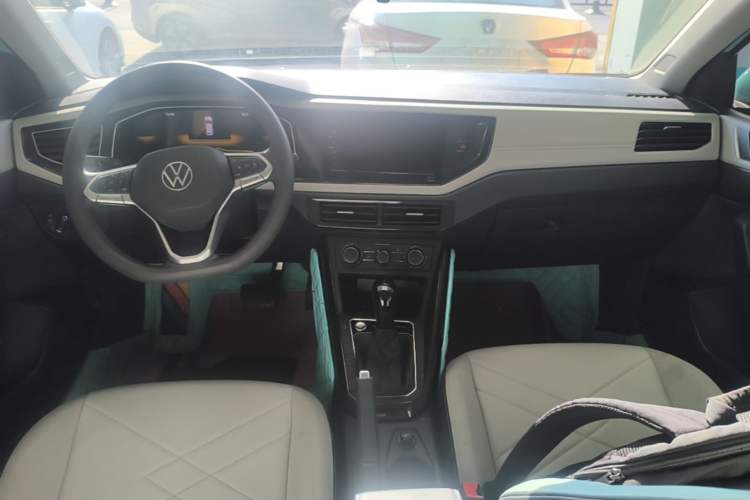 Used Volkswagen Lavida 2023 New Sharp 1.5L Automatic New Wish Edition Center Console