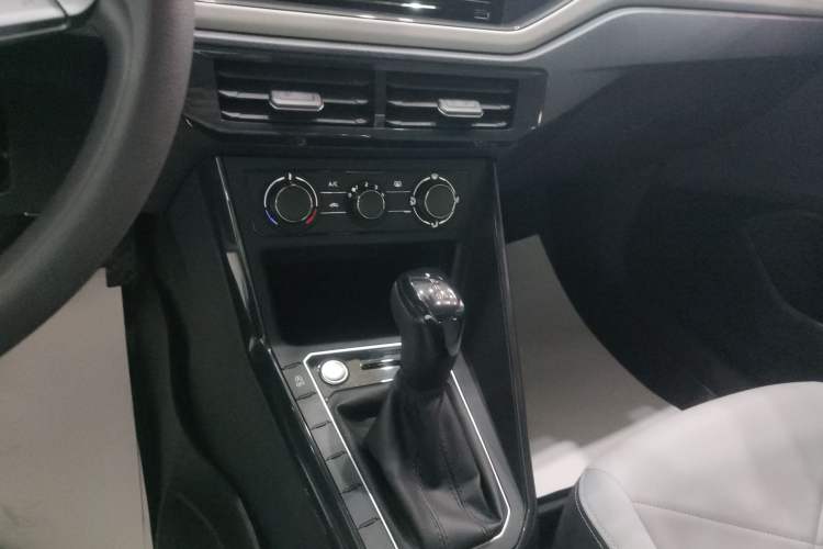 Used Volkswagen Lavida 2023 New Sharp 1.5L Automatic New Wish Edition Gear Lever
