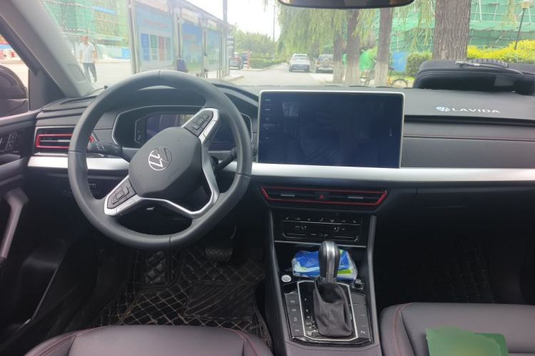 Used Volkswagen Lavida 2023 300TSI DSG Starry Sky Leading Edition Center Console