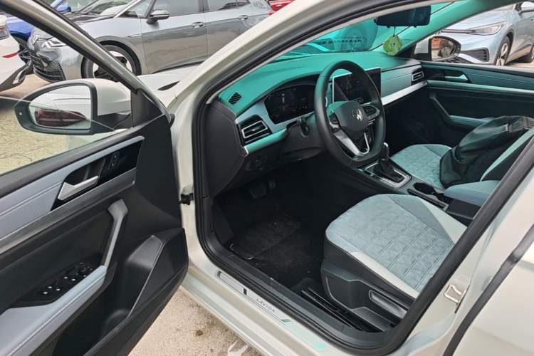 Used Volkswagen Lavida 2023 280TSI DSG Full-Comfort Edition Driver Seat