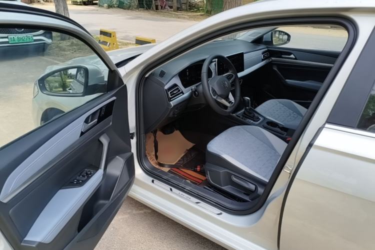 Used Volkswagen Lavida 2023 1.5L Automatic Full-Comfort Edition Driver Seat