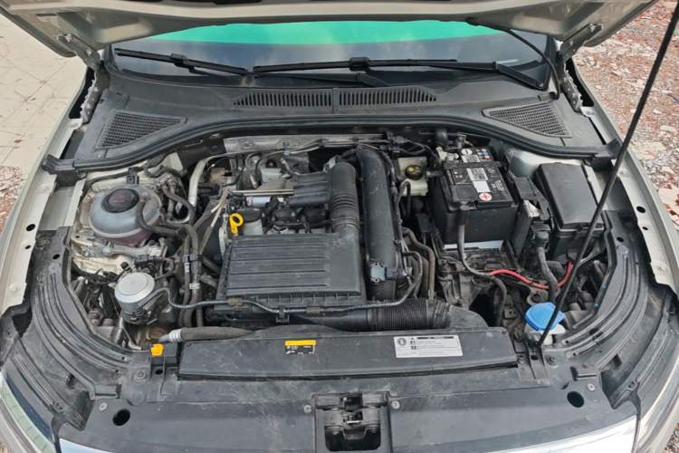 Used Volkswagen Lavida 2023 280TSI DSG Full-Comfort Edition Engine Bay