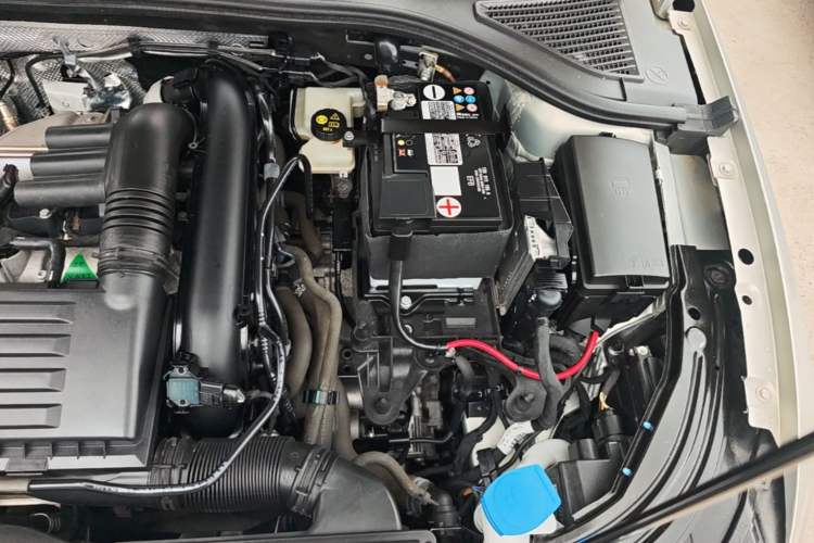 Used Volkswagen Lavida 2023 280TSI DSG Full-Comfort Edition Engine Bay Left