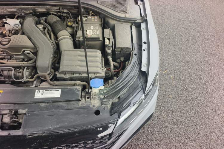 Used Volkswagen Lavida 2023 300TSI DSG Starry Sky Leading Edition Engine Bay Left