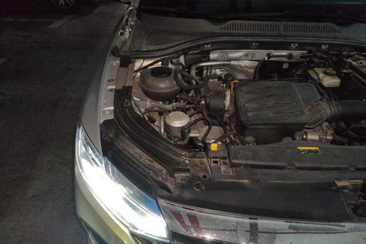 Used Volkswagen Lavida 2023 1.5L Automatic Full-Comfort Edition Engine Bay Right