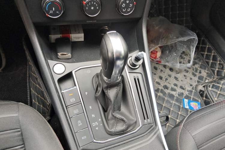 Used Volkswagen Lavida 2023 280TSI DSG Starry Sky Deluxe Edition Gear Lever