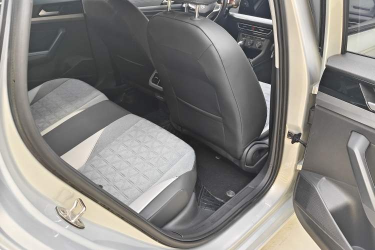Used Volkswagen Lavida 2023 280TSI DSG Full-Comfort Edition Interior 11