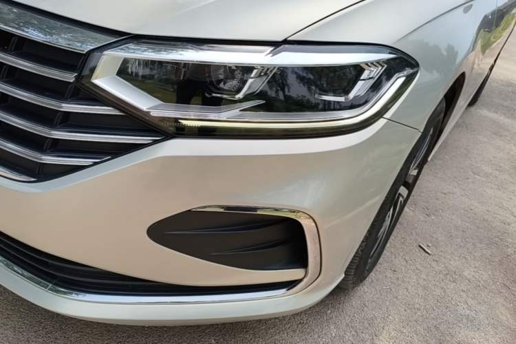 Used Volkswagen Lavida 2023 1.5L Automatic Full-Comfort Edition Left Front Headlight