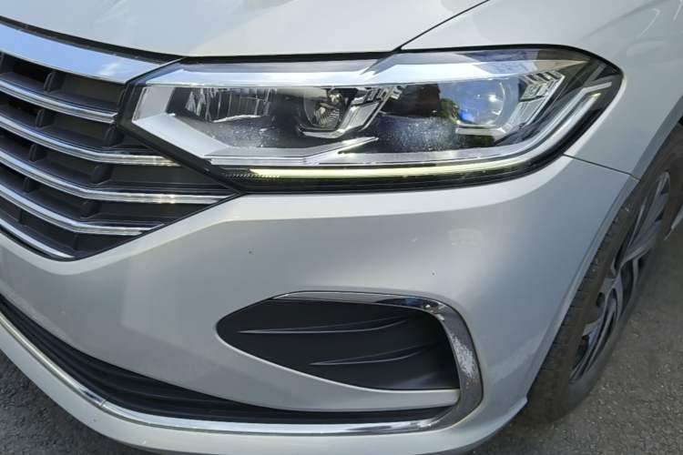 Used Volkswagen Lavida 2023 1.5L Automatic 5 Million Edition Left Front Headlight