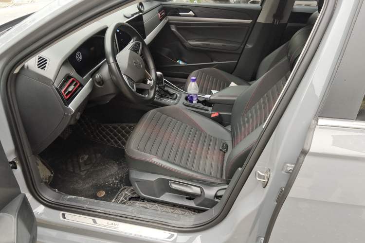 Used Volkswagen Lavida 2023 280TSI DSG Starry Sky Deluxe Edition Left Front Seat