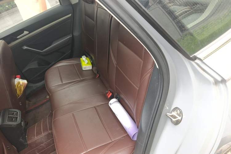 Used Volkswagen Lavida 2023 280TSI DSG Starry Sky Deluxe Edition Left Rear Seat