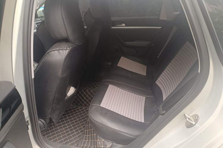 Used Volkswagen Lavida 2023 1.5L Automatic 5 Million Edition Left Rear Seat