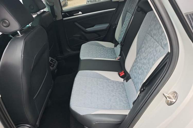 Used Volkswagen Lavida 2023 280TSI DSG Full-Comfort Edition Left Rear Seat