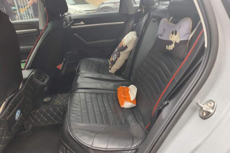 Used Volkswagen Lavida 2023 280TSI DSG Starry Sky Deluxe Edition Left Rear Seat