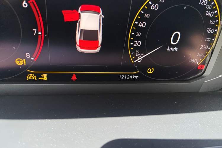 Used Volkswagen Lavida 2023 1.5L Automatic 5 Million Edition Odometer Close Up