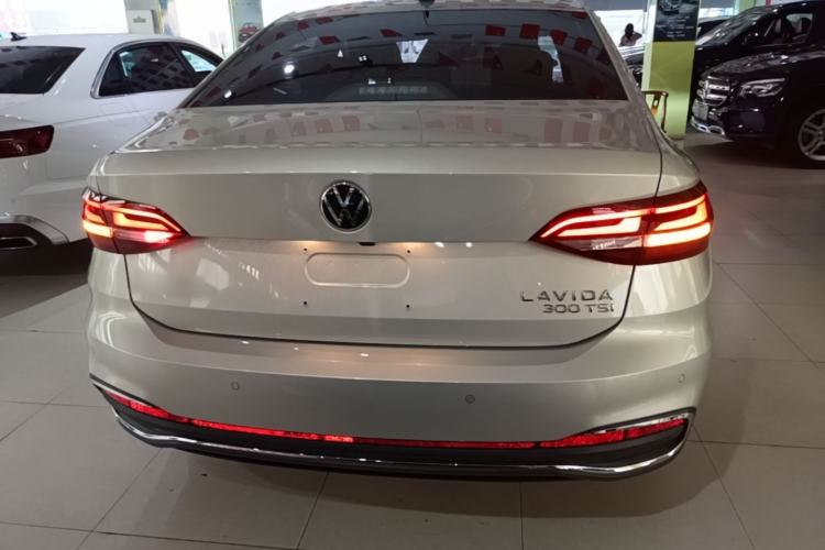 Used Volkswagen Lavida 2023 300TSI DSG Full-Comfort Edition Rear