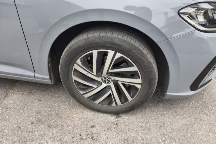 Used Volkswagen Lavida 2023 280TSI DSG Starry Sky Deluxe Edition Right Front Wheel Hub
