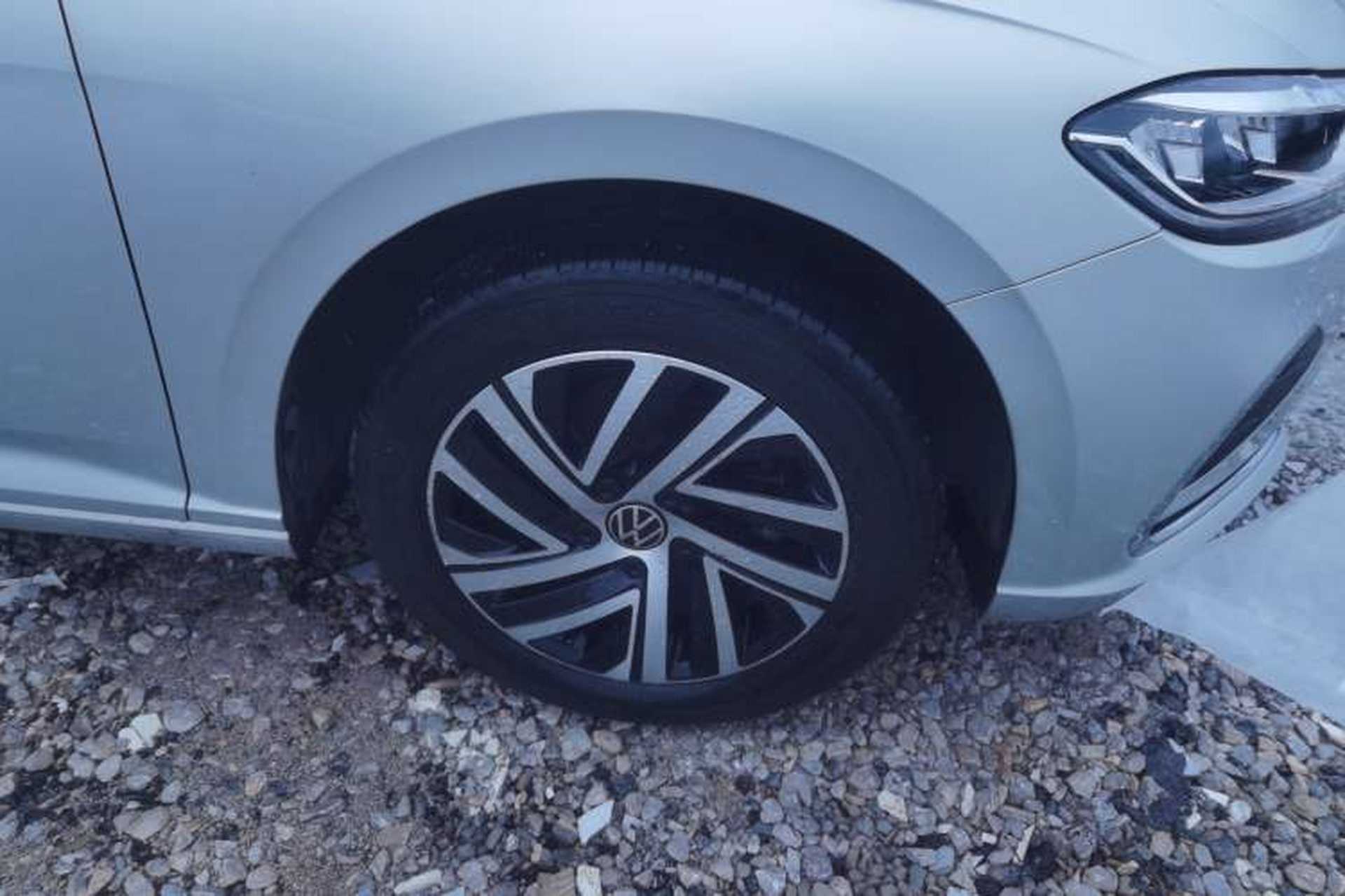 Used Volkswagen Lavida 2023 1.5L Automatic 5 Million Edition Right Front Wheel Hub